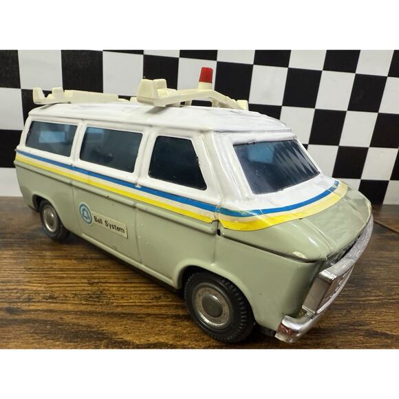 Vintage BELL SYSTEM TELEPHONE Van Toy BANK Western Stamping Corp W Stopper - Picture 1 of 11